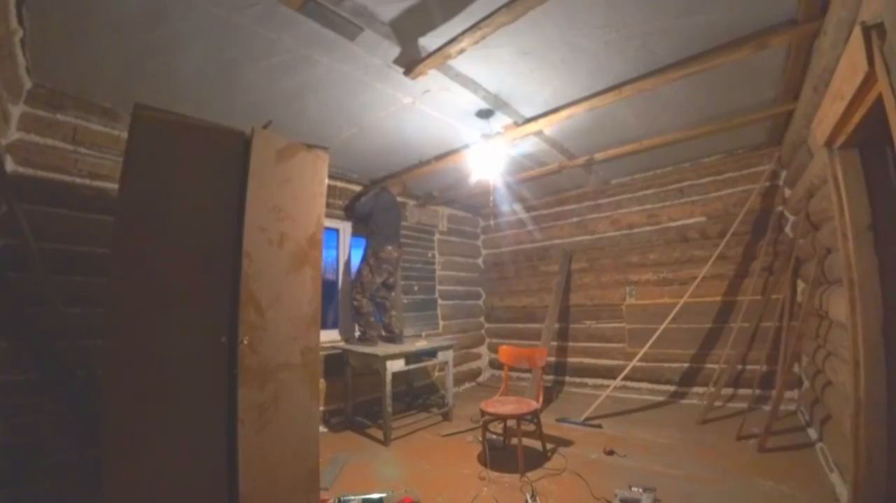 ПОШЛА В ХОД ВАГОНКА, РЕМОНТ ДОМИКА В ДЕРЕВНЕ!