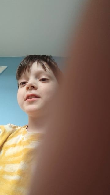 поздравляем у меня два подписчика и больше 200 просмотров