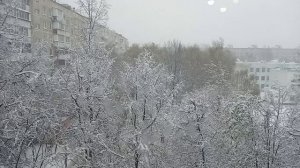 Апрельский снегопад в Москве