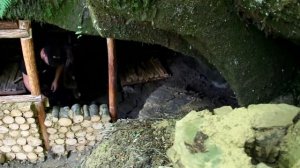 Скрытый бункер, встроенный в гору