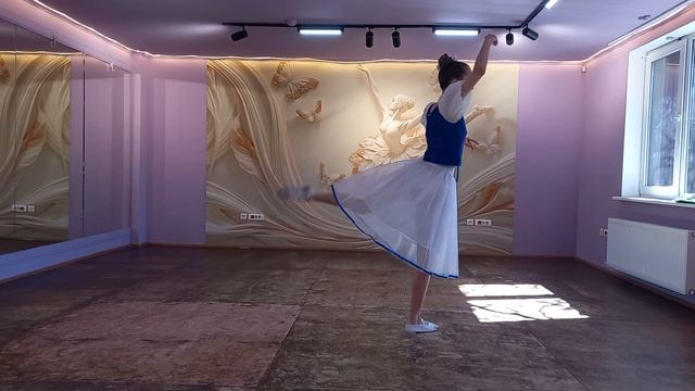 Анна Салова. Хореографический ансамбль "Слайд" 
г. Краснодар.   Вариация из балета "Жизель".