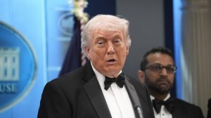 Это заговор? Что может скрываться за покушением на Трампа