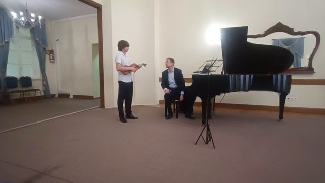 И. С. Бах Концерт ля минор, 1 часть. Разбор от С. Дяченко.mp4