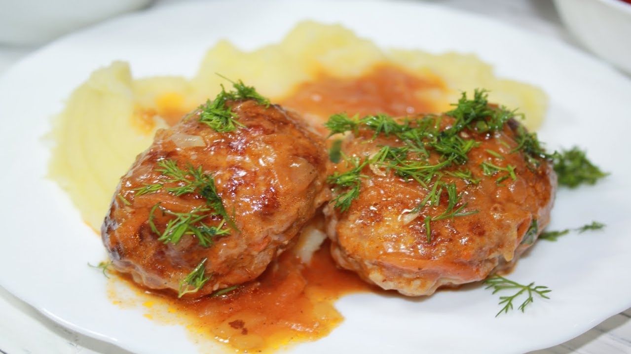 Вкуснейший Ужин. Котлеты с подливой, которые не оставят равнодушными никого смотреть онлайн
