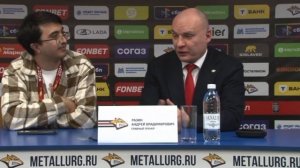 «Где этот смурфик из Казани? Иди сюда!» / Андрей Разин жжет на прессухе
