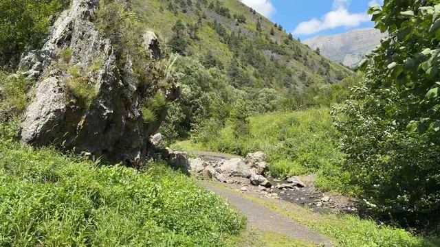 Башенный комплекс Вовнушки  комплекс средневековых башен в Джейрахском районе. Республика Ингушетия