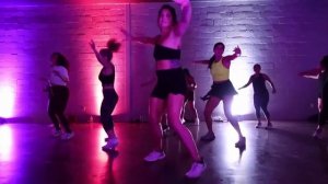 Спортивный танец. Развиваем мышцы тела.