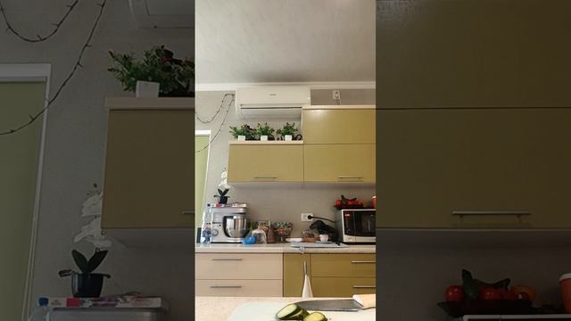 Мой хлеб готов 🍞 На вид красавчик 😍А на вкус просто супер 😋