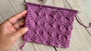 Стильный узор спицами с перекрещиванием петель