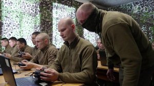 В Минобороны разъяснили принципы и условия набора студентов в войска беспилотных систем.