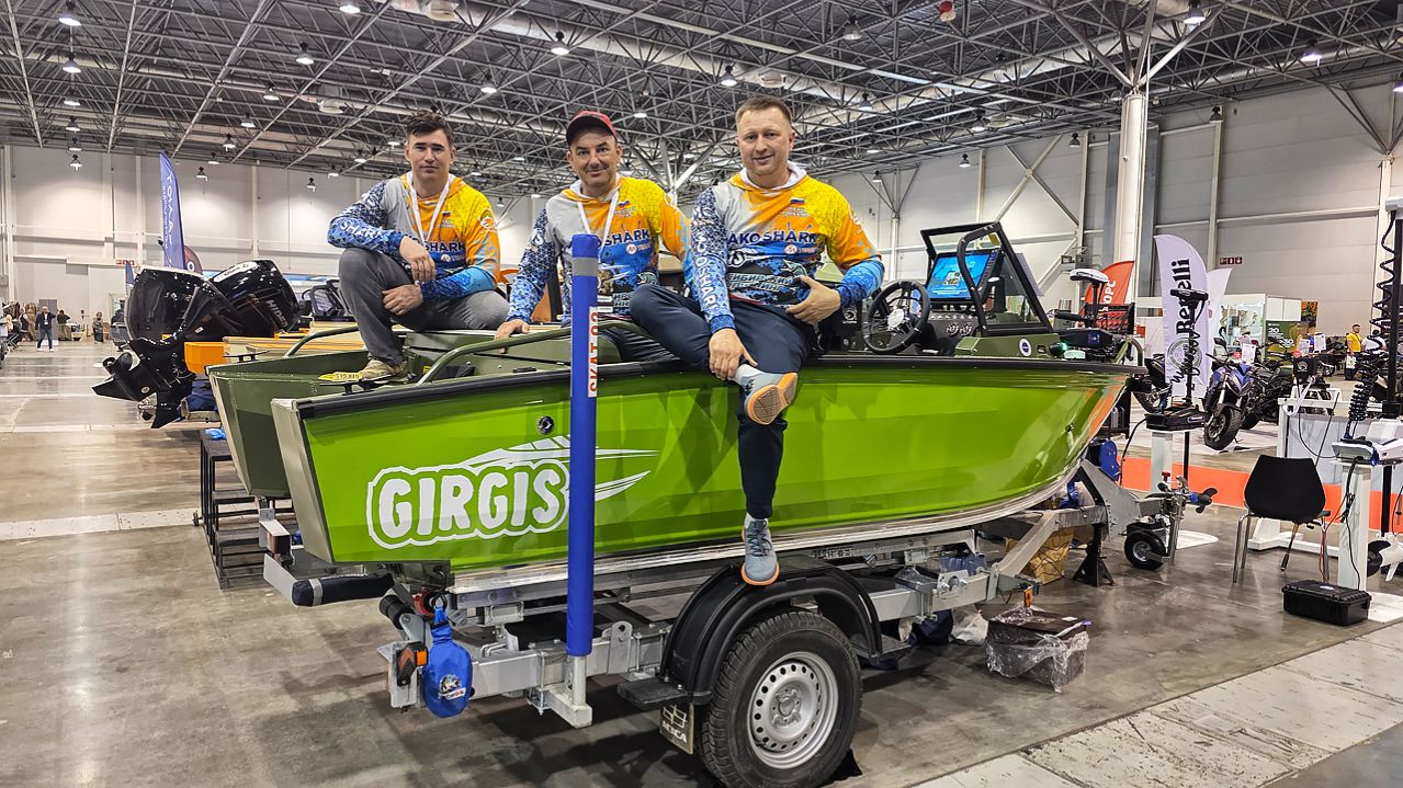 Почему именно эта лодка? Полный обзор Girgis 440 fish, обновленный корпус 2026 г смотреть онлайн
