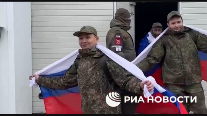 Из украинского плена вернулись двое курганских бойцов