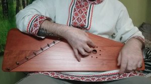 Практика игры на гуслях.