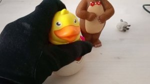 Маша и медведь и их цыпленок. мультики, мультфильм, дети, песенки