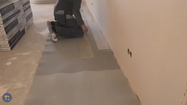 Укладка SPC замкового кварц винила на подложку, своими руками