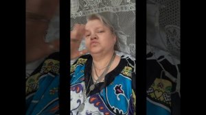 моя хозяйка животное кормить траву 🌿 от 🐾😻🐾❤️