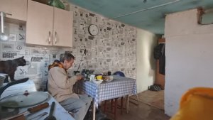 Мансур Сакпанов-  КАКОЙ СЕГОДНЯ ДЕНЬ. ПЕРЕРЫЛ ВЕСЬ ШКАФ