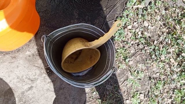 приготовили грядки под лук