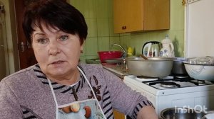 Вытапливаю жир с добавлением лука.