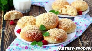 Сдобные дрожжевые булочки с молоком и маслом