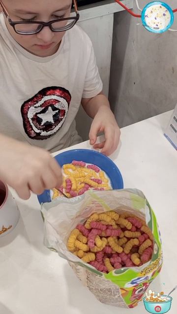 хлопья червяки,, завтрак детей,,
