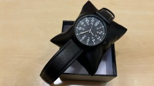 Ультратонкие наручные часы