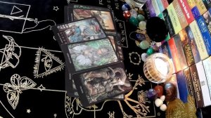 С КЕМ ОН ЖИВЕТ❓ЧТО МЕЖДУ НИМИ СЕЙЧАС💔🔥 таро расклад