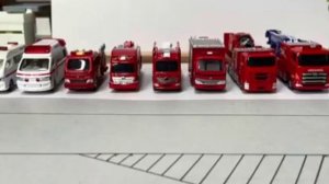 Машинки для детей и малышей. Перевозим животных, машинки едут по делам. Мультик про машинки