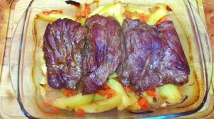 Вкусная, нежная говядина с овощами, запечённая в духовке
