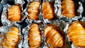 КАРТОФЕЛЬ ЗАПЕЧЁННЫЙ С СЫРОМ 😋👍