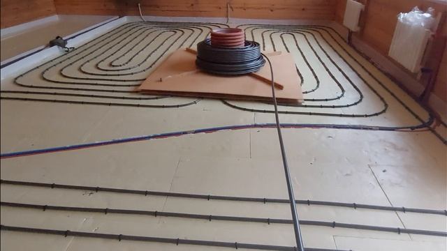 Размотчик для труб теплого пола своими руками из простых материалов DIY