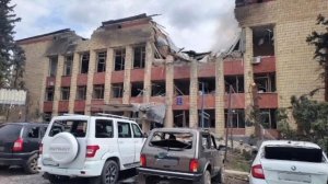 ‼️🇺🇦🏴☠️ ВСУ нанесли удар по администрации Марковского округа в ЛНР, пострадали 18 человек