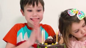 Катя и Макс и их завтрак с Котом из игры