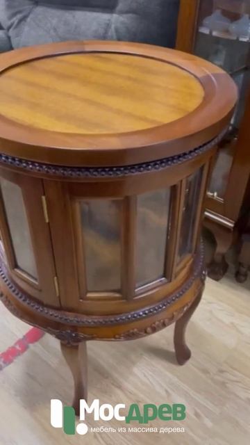 Стол сервировочный круглый МИГ299 из красного дерева от фабрики Satin Furniture Индонезия