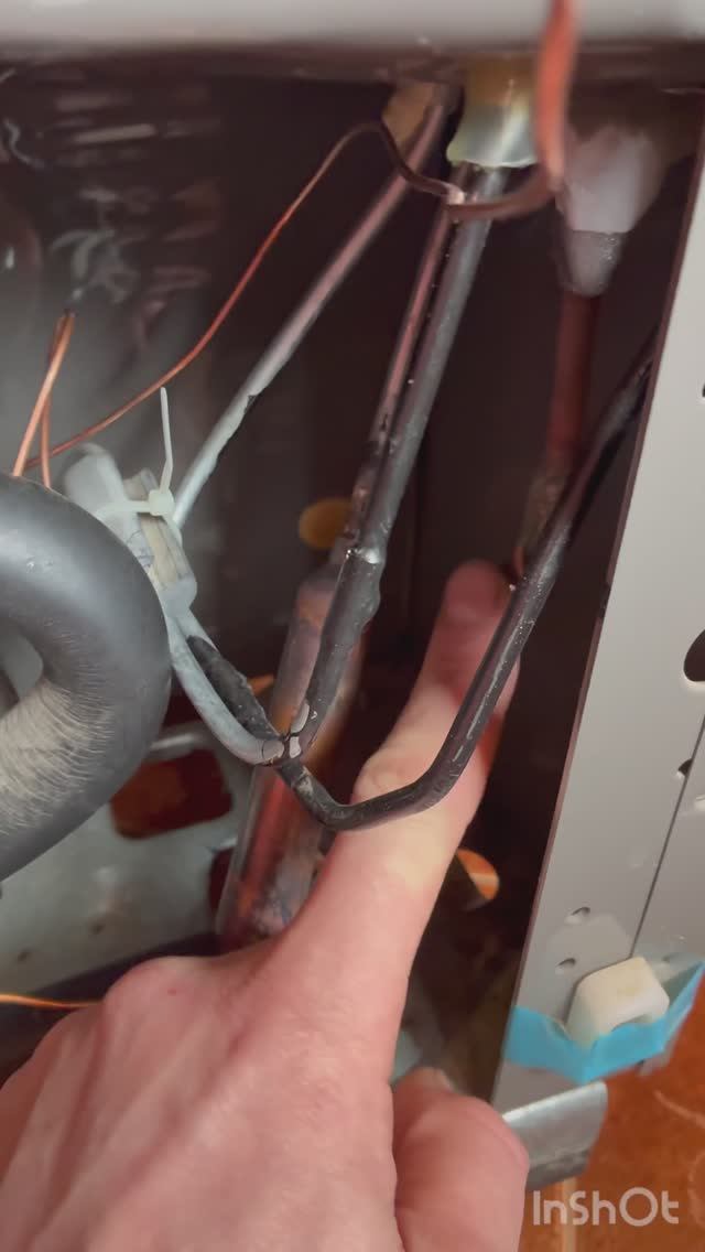 Холодильник Whirlpool. Опять после мастеров.