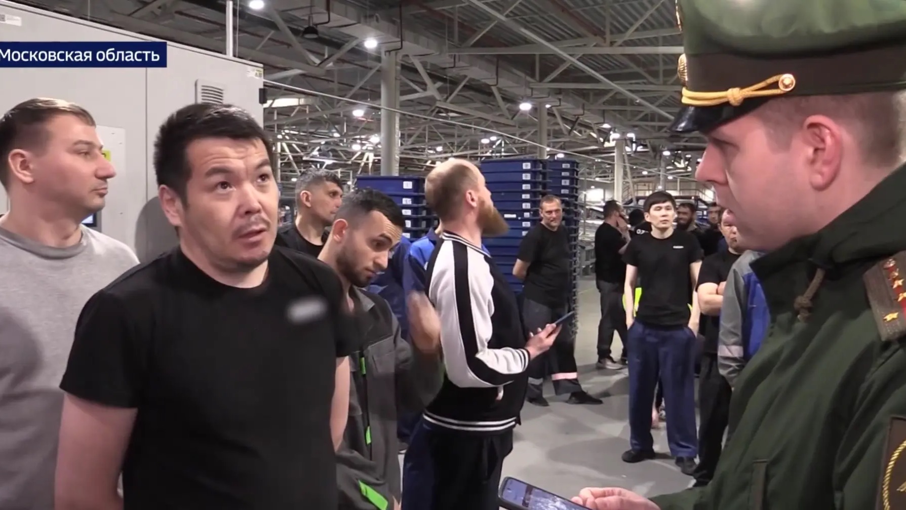 В подмосковном Солнечногорске военные следователи СК России провели масштабный рейд на складе