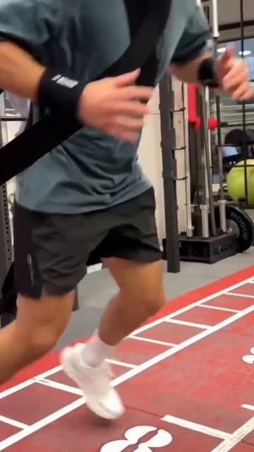 Дмитрий Бивол активно готовится к поединку против Михаэля Айферта, который состоится 30 мая!