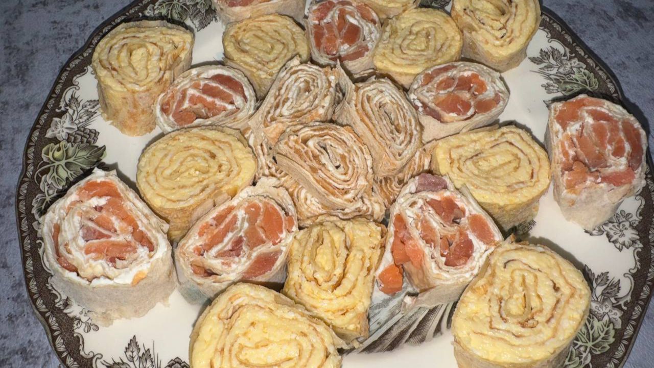 Рулетики из лаваша - вкусно, просто и быстро.