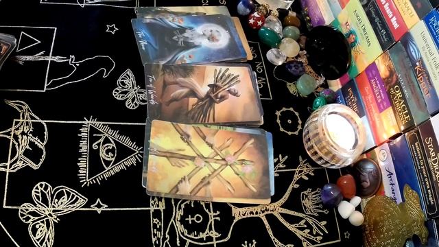 ❗ПОЧЕМУ ЕГО ЖИЗНЬ МЕНЯЕТСЯ😬 таро расклад