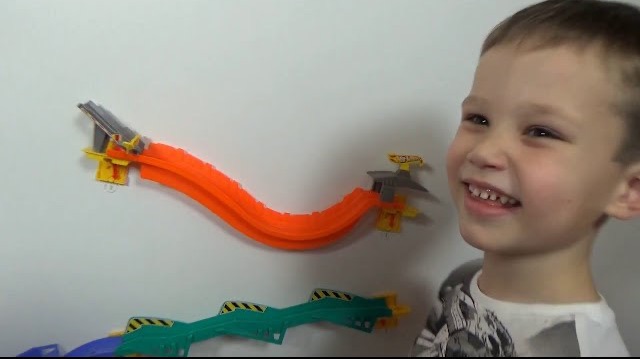 Настенная трасса трек Горилла Разрушитель