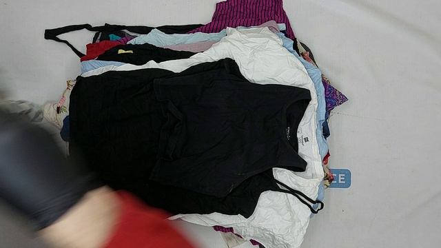 Футболки, майки женские секонд оптом 14 пак