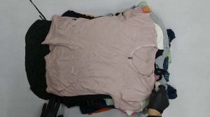 42591 Футболки, майки женские (F44), секонд (extra/1 кат), США, 13 пак, 45.5 кг, 3.95€/кг, 370 шт