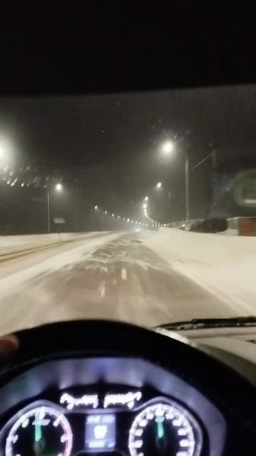 выезжаю с Тюмени