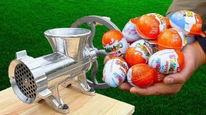 МЯСОРУБКА ПРОТИВ КИНДЕР-ДЖОЙ И КИНДЕР-СЮРПРИЗ