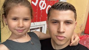 Руслан громов с дочкой -обзор косметики elian