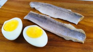 Я влюбилась в этот салат! Вкусный салат с селедкой и яйцами. Все кто пробуют, просят еще