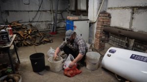 КАКУЮ КАРТОШКУ Я ВЫБЕРУ НА ПОСАДКУ? Спокойно перебираю картофель ПОДВАЛ ИЛЬИЧА