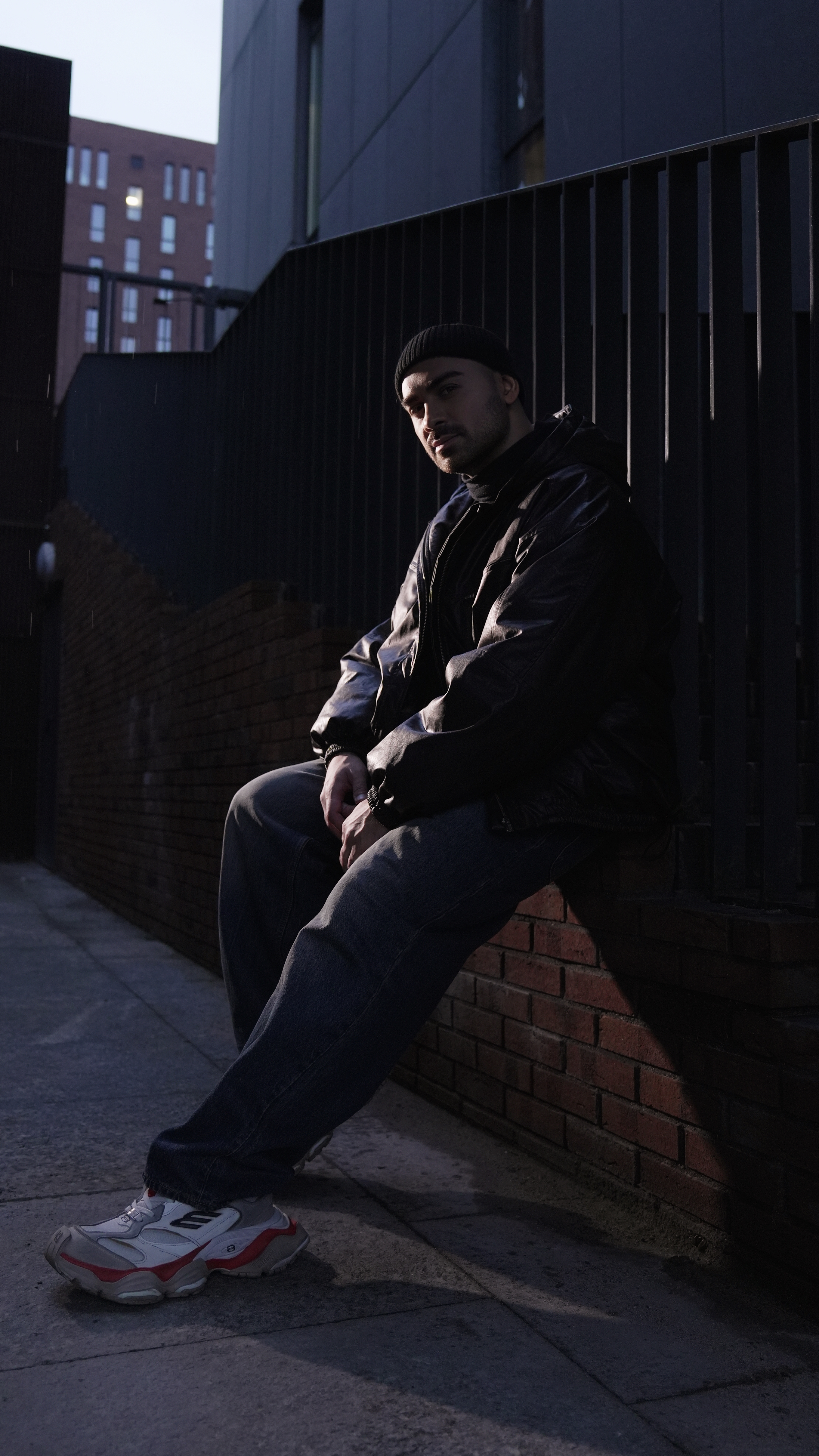 Отправь в комментарии названия трёх треков, которые согревали твою душу на этой неделе ✨