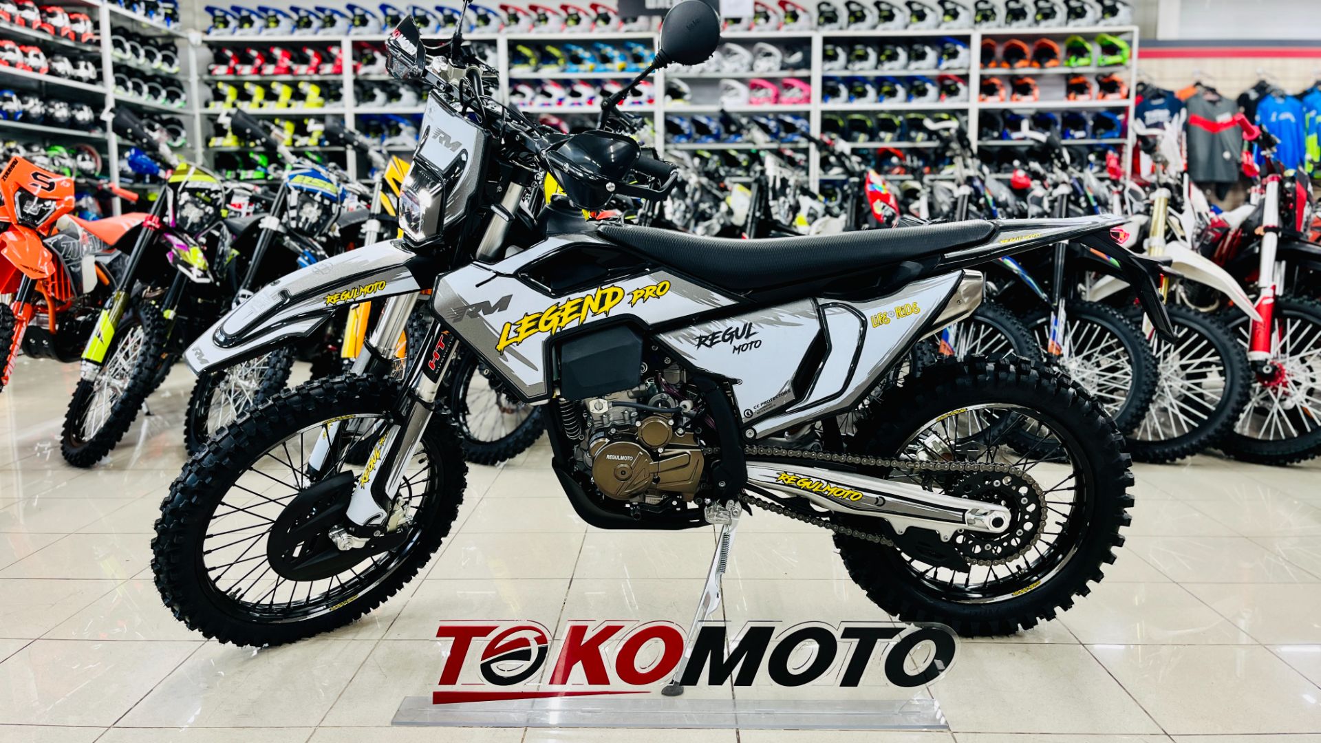 Мотоцикл Regulmoto LEGEND PRO с ПТС Черный серый