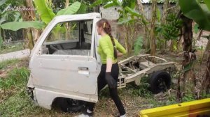 Девушка нашла заброшенный грузовик и решила его завести своими силами